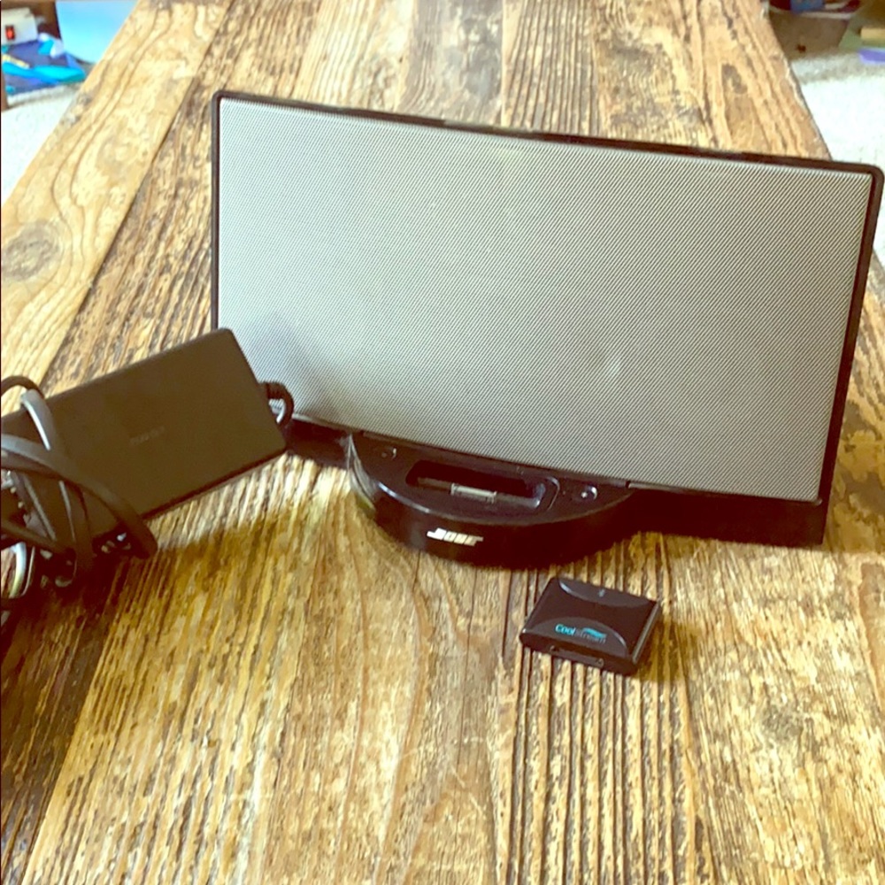 Bose sound dock & Cool Stream Bluetooth